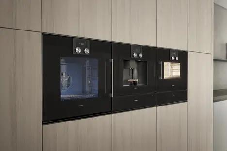 Духовой шкаф с функцией СВЧ Gaggenau BM450100 фото 2 в Ростове-на-Дону