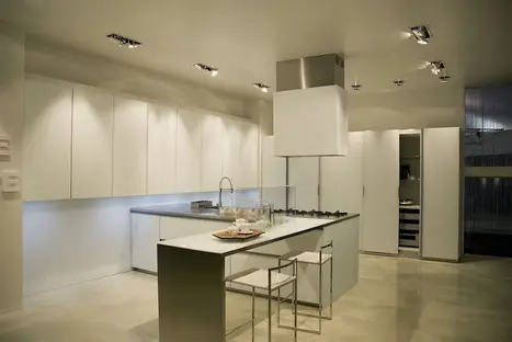 Вытяжка Falmec LAGUNA IS STEEL 90 WHITE фото 3 в Ростове-на-Дону Вытяжка Falmec LAGUNA IS STEEL 90 WHITE фото 3 в Ростове-на-Дону