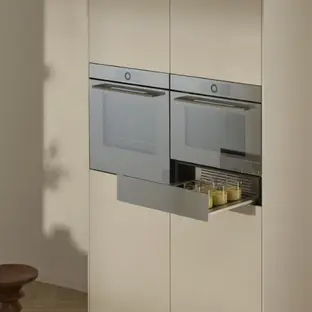 Шкаф для подогрева посуды V-ZUG V4000 28 WDED6V1C черное стекло фото 3 в Ростове-на-Дону