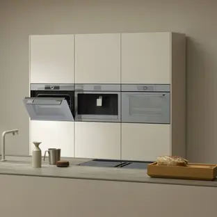 Духовой шкаф V-ZUG Combair V6000 45P черное стекло C6T-21059 фото 2 в Ростове-на-Дону