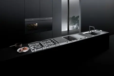 Духовой шкаф Barazza 1FVAPN black glass фото 3 в Ростове-на-Дону
