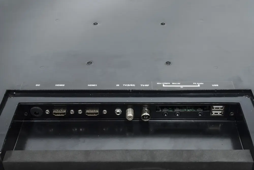Телевизор для ванной комнаты AVEL AVS245SMFM (AVS245SM Mirror HB) фото 4 в Ростове-на-Дону Телевизор для ванной комнаты AVEL AVS245SMFM (AVS245SM Mirror HB) фото 4 в Ростове-на-Дону