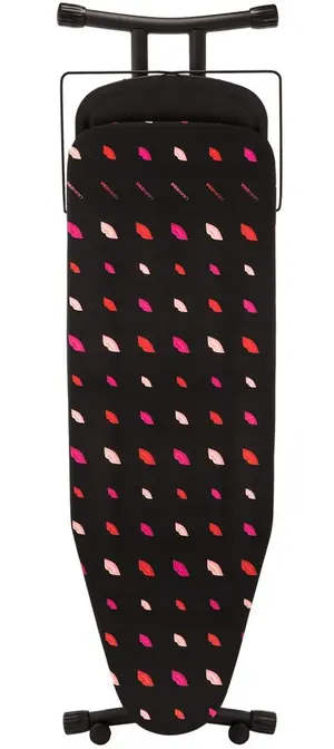 Гладильная доска LauraStar PLUSBOARD BLACK COVER LIPS фото 1 в Ростове-на-Дону Гладильная доска LauraStar PLUSBOARD BLACK COVER LIPS фото 1 в Ростове-на-Дону