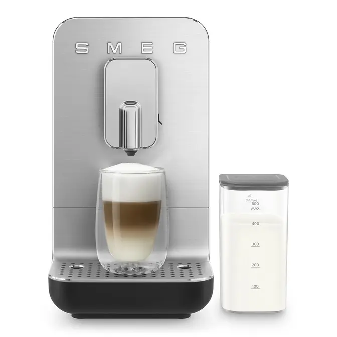 Кофемашина SMEG BCC13BLMEU фото 5 в Ростове-на-Дону