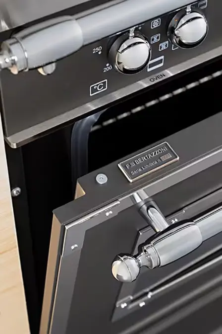 Варочный центр Bertazzoni HER96L1EAVT2 фото 4 в Ростове-на-Дону Варочный центр Bertazzoni HER96L1EAVT2 фото 4 в Ростове-на-Дону