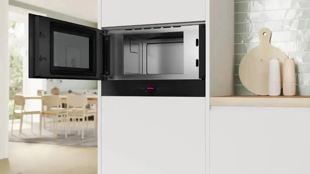 Микроволновая печь Bosch BFL9221B1 фото 2 в Ростове-на-Дону