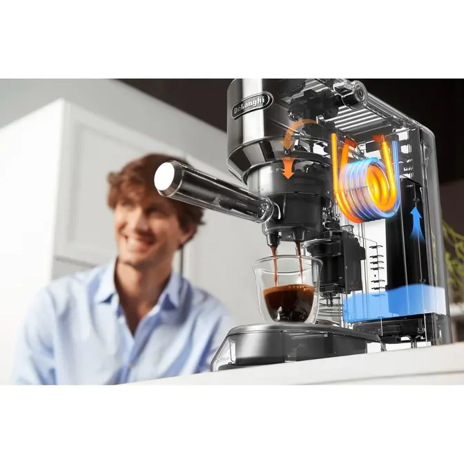 Кофеварка рожковая DeLonghi EC 685.M фото 5 в Ростове-на-Дону