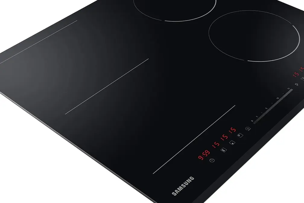 Индукционная варочная панель Samsung NZ64R3747BK/WT фото 5 в Ростове-на-Дону