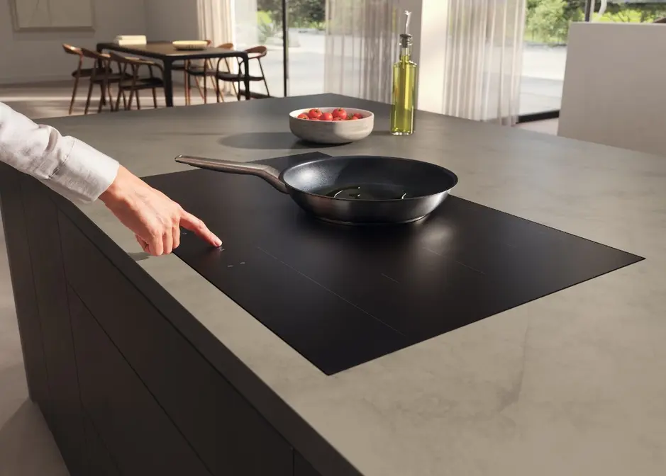 Индукционная варочная панель Miele KM 7576 FL фото 5 в Ростове-на-Дону