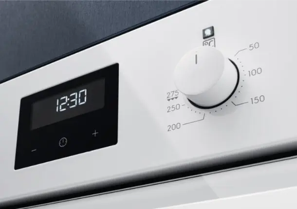 Духовой шкаф Electrolux OEF 3H70 TW фото 3 в Ростове-на-Дону