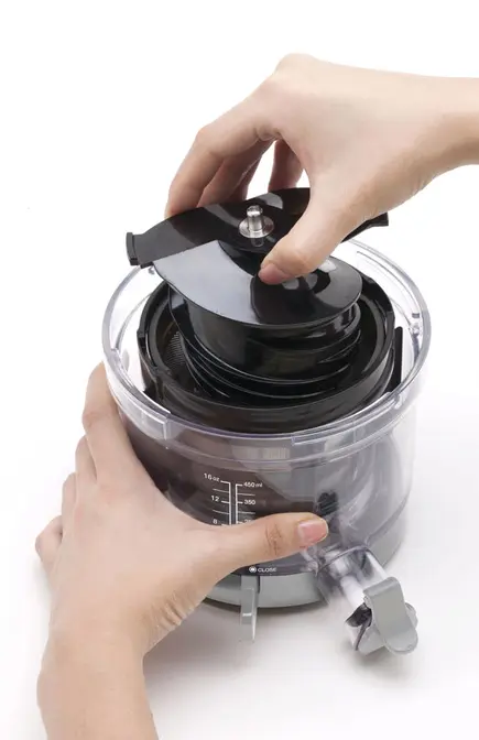 Соковыжималка Smeg SJF01PBEU фото 3 в Ростове-на-Дону