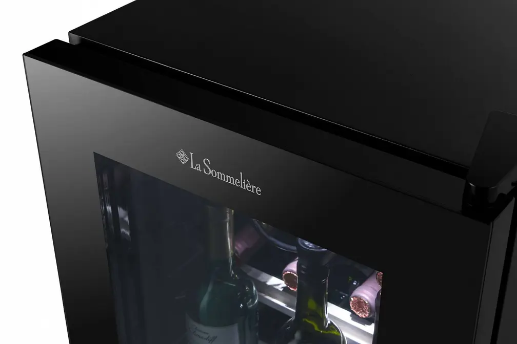 Винный холодильник LaSommeliere LS38BLACK фото 5 в Ростове-на-Дону Винный холодильник LaSommeliere LS38BLACK фото 5 в Ростове-на-Дону