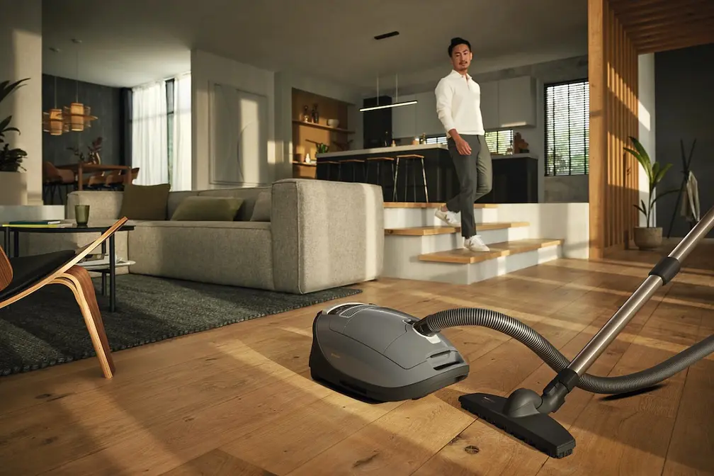 Пылесос Miele Complete C3 PowerLine SGDF3 125 Gala Edition серый фото 6 в Ростове-на-Дону