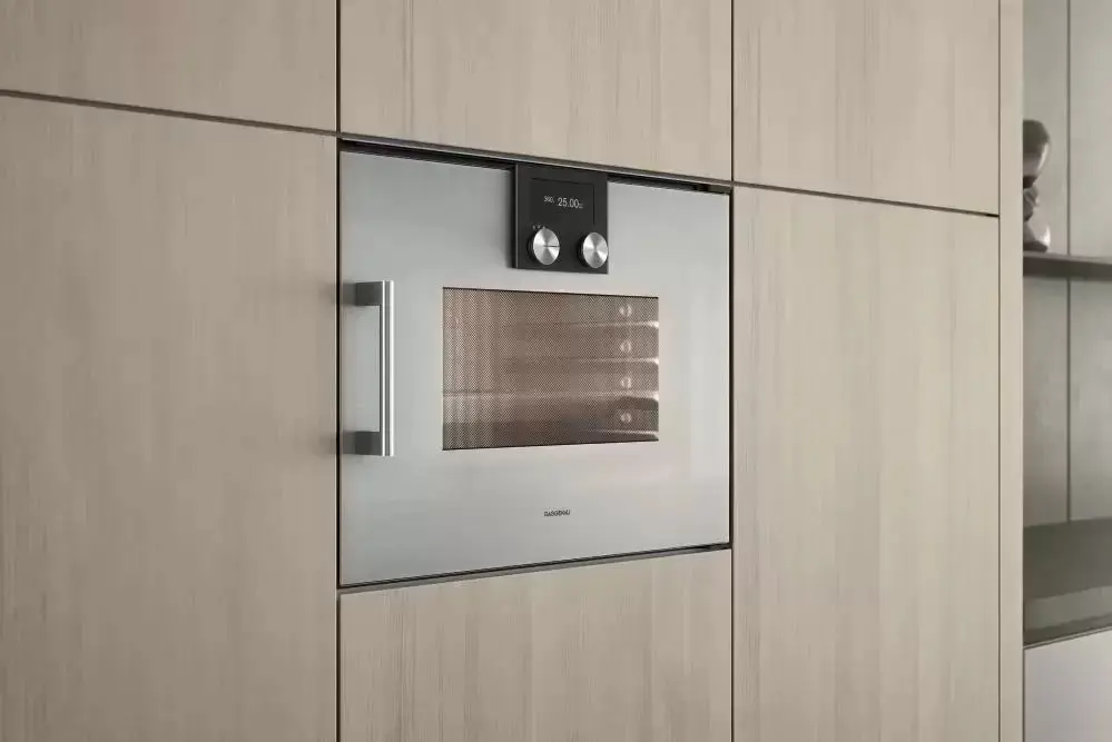 Встраиваемая микроволновая печь Gaggenau BMP 250-130 фото 2 в Ростове-на-Дону Встраиваемая микроволновая печь Gaggenau BMP 250-130 фото 2 в Ростове-на-Дону