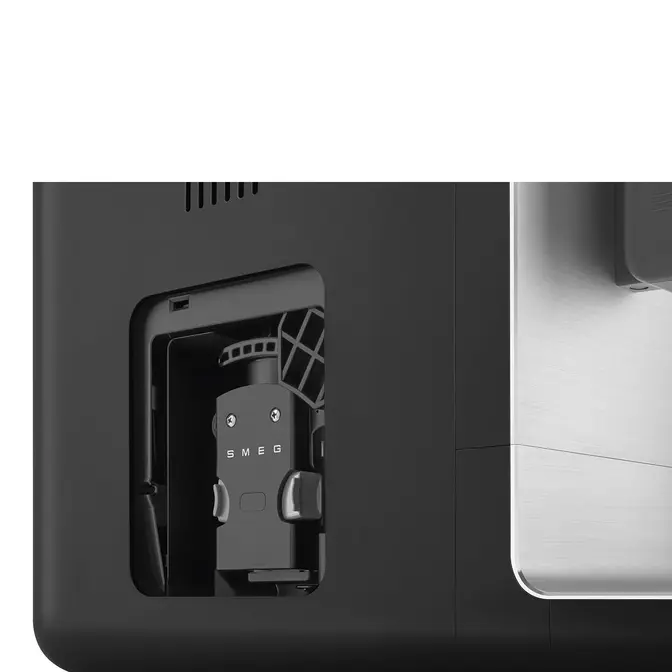 Кофемашина SMEG BCC13BLMEU фото 7 в Ростове-на-Дону