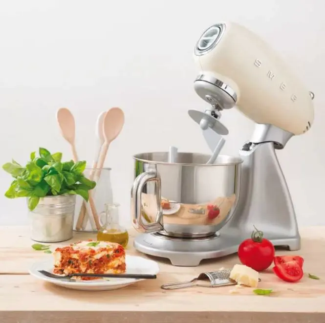 Миксер Smeg SMF02CREU фото 9 в Ростове-на-Дону