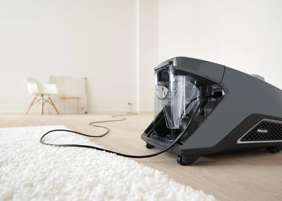 Пылесос Miele Blizzard CX1 PowerLine SKRF5 серый фото 2 в Ростове-на-Дону