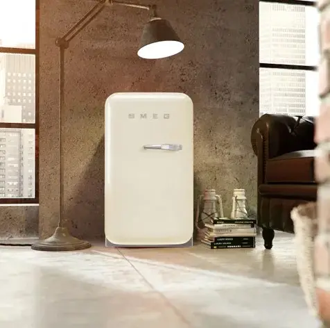 Холодильник Smeg FAB5LCR5 фото 4 в Ростове-на-Дону