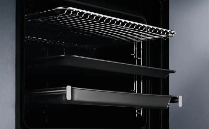 Духовой шкаф Electrolux OKE8C39WX фото 4 в Ростове-на-Дону