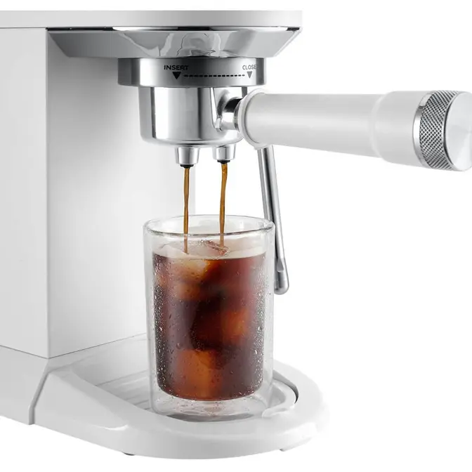 Кофеварка рожковая DeLonghi EC890.WI фото 7 в Ростове-на-Дону