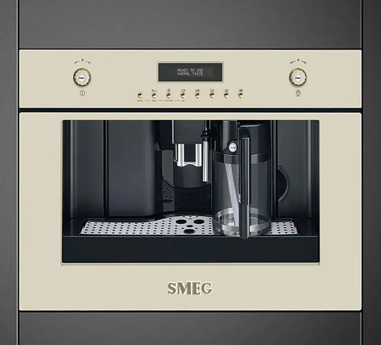 Встраиваемая кофемашина Smeg CMS8451P фото 5 в Ростове-на-Дону