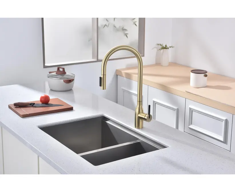 Смеситель Paulmark UNIVERSAL Un213880-LG светлое золото фото 7 в Ростове-на-Дону