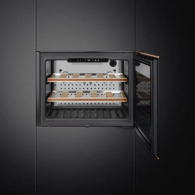 Винный холодильник Smeg CVI621NR3 фото 3 в Ростове-на-Дону