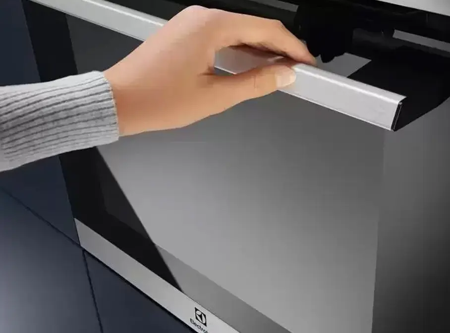 Духовой шкаф Electrolux EOE7P31Z фото 6 в Ростове-на-Дону