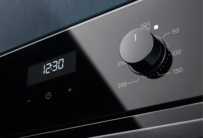 Духовой шкаф Electrolux EOF5C50BZ фото 7 в Ростове-на-Дону