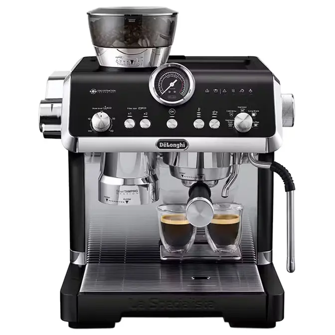 Кофеварка рожковая DeLonghi EC9555.BK фото 2 в Ростове-на-Дону