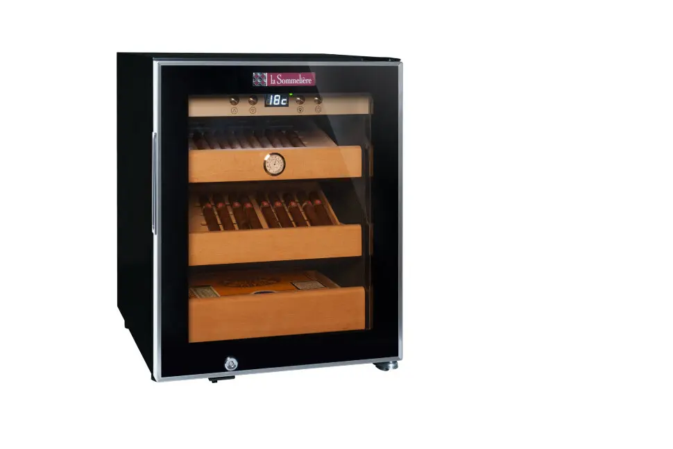 Шкаф для сигар LaSommeliere CIG251 фото 4 в Ростове-на-Дону Шкаф для сигар LaSommeliere CIG251 фото 4 в Ростове-на-Дону