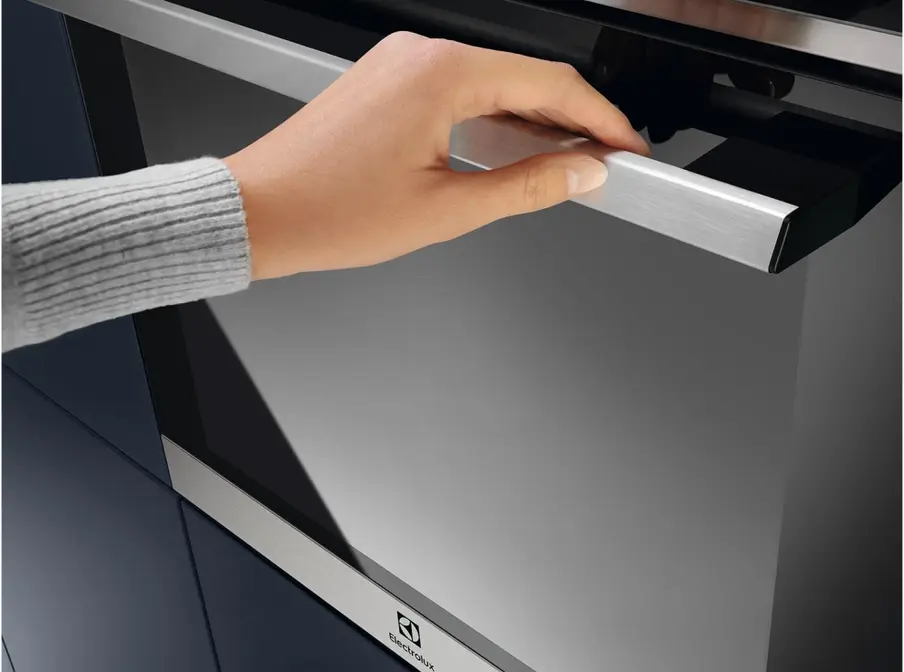 Духовой шкаф Electrolux EOD5F71X фото 5 в Ростове-на-Дону