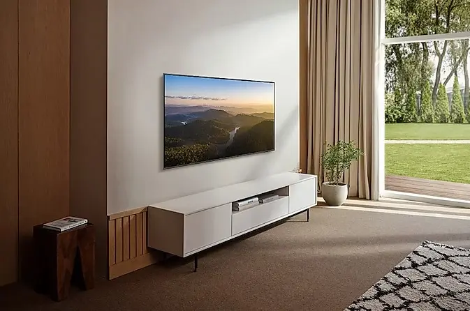 Телевизор Samsung 55" (140 см) черный Samsung QE55Q70CAUXRU фото 3 в Ростове-на-Дону