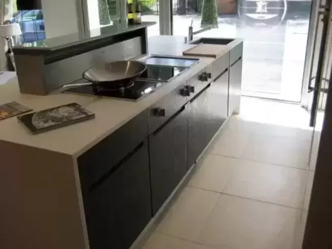 Вытяжка Gaggenau AT 400-130 фото 4 в Ростове-на-Дону