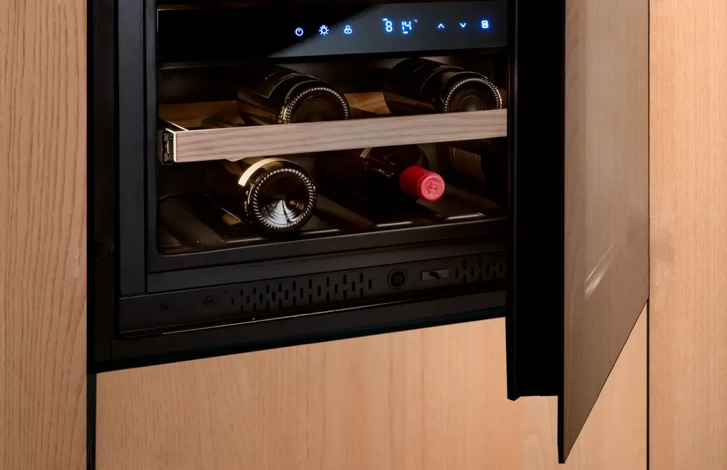 Встраиваемый винный шкаф Bertazzoni RWC60B4DNRP фото 4 в Ростове-на-Дону