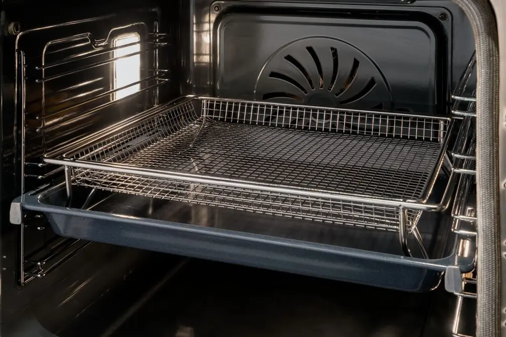 Компактный духовой шкаф Bertazzoni FMOD4077MTB3 фото 3 в Ростове-на-Дону