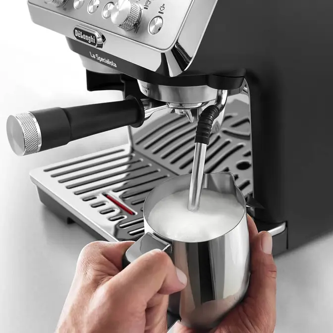 Кофеварка DeLonghi EC9155.MB фото 12 в Ростове-на-Дону