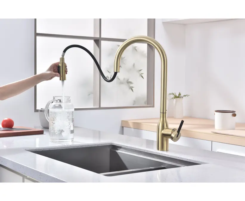 Смеситель Paulmark UNIVERSAL Un213880-LG светлое золото фото 10 в Ростове-на-Дону