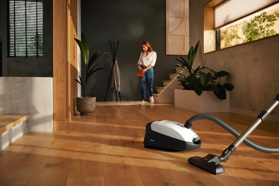 Пылесос Miele Classic C1 SBAF5 Flex PowerLine Белый фото 2 в Ростове-на-Дону