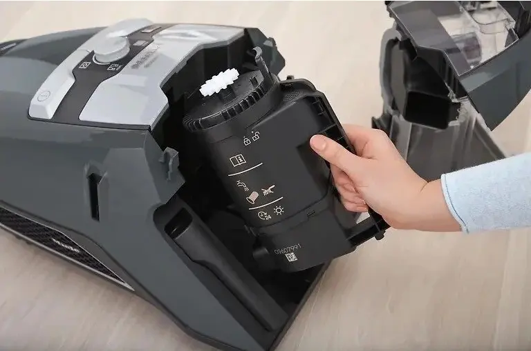 Пылесос Miele SKCF5 Blizzard CX1 Parquet PoweLine Graphite grey фото 7 в Ростове-на-Дону