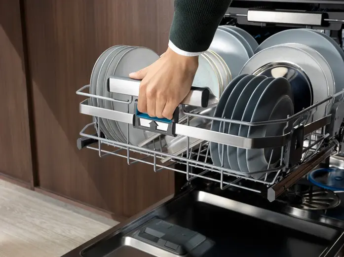 Встраиваемая посудомоечная машина Electrolux EEC987300L фото 9 в Ростове-на-Дону