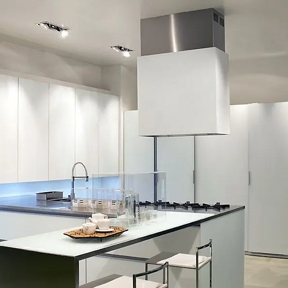 Вытяжка Falmec LAGUNA IS STEEL 90 WHITE фото 5 в Ростове-на-Дону Вытяжка Falmec LAGUNA IS STEEL 90 WHITE фото 5 в Ростове-на-Дону