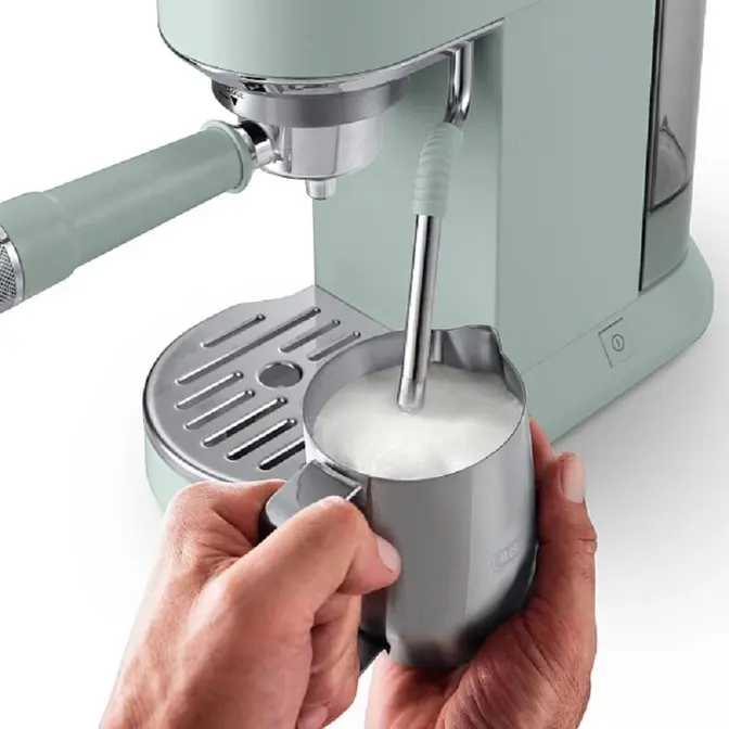 Кофеварка рожковая DeLonghi EC890.GR фото 5 в Ростове-на-Дону