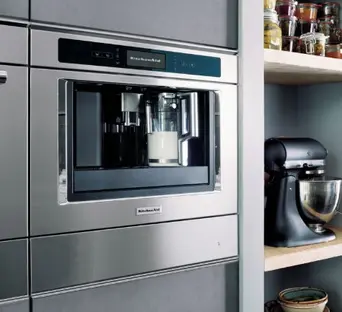 Встраиваемая кофемашина KitchenAid KQXXX 45600 фото 3 в Ростове-на-Дону