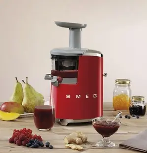 Шнековая соковыжималка Smeg SJF01RDEU фото 2 в Ростове-на-Дону