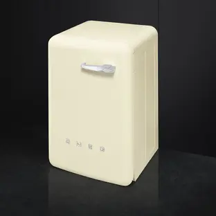 Стиральная машина Smeg LBB14CR-2 фото 3 в Ростове-на-Дону Стиральная машина Smeg LBB14CR-2 фото 3 в Ростове-на-Дону