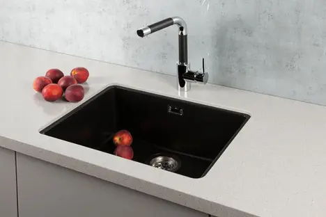 Мойка SCHOCK Soho 60 (N-100) Cristadur 550x430 (подстольный монтаж) серебристый камень фото 3 в Ростове-на-Дону Мойка SCHOCK Soho 60 (N-100) Cristadur 550x430 (подстольный монтаж) серебристый камень фото 3 в Ростове-на-Дону