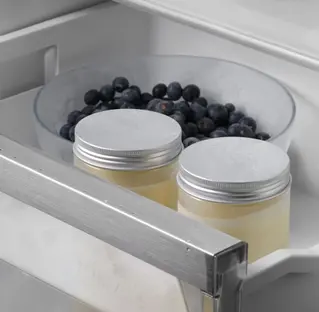 Встраиваемая морозильная камера V-ZUG Freezer V6000 Supreme FR6T-51099 R фото 2 в Ростове-на-Дону