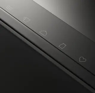 Шкаф для подогрева посуды V-ZUG V4000 31 WDEA6V1C черное стекло фото 3 в Ростове-на-Дону