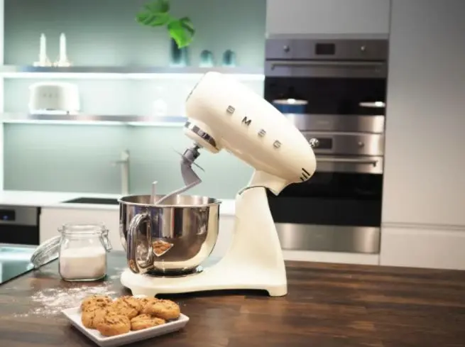 Миксер Smeg SMF03CREU фото 9 в Ростове-на-Дону